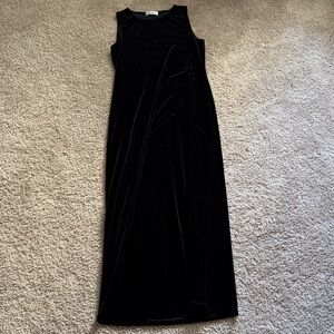 AGB Elegant Black Sleeveless Maxi Dress